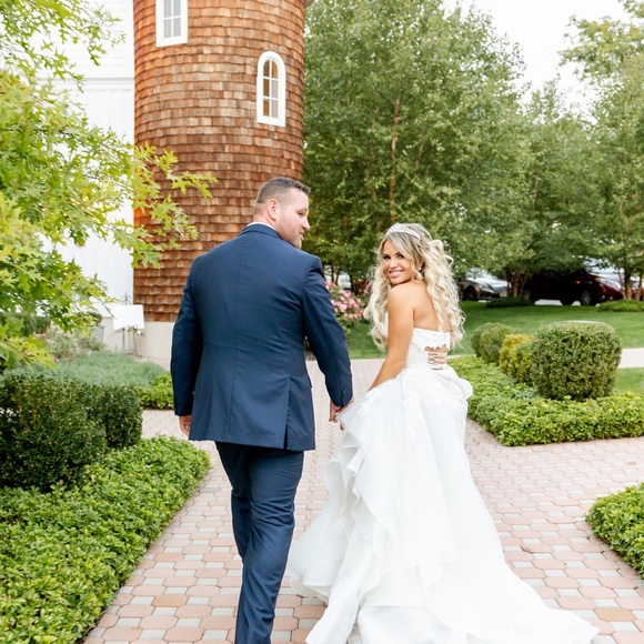 Meet your Posher, Cassandra - Picture 4 of 13